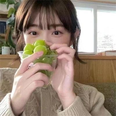 站起来的女孩